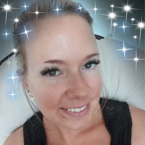 Meet your Posher, Sonia-annabelle